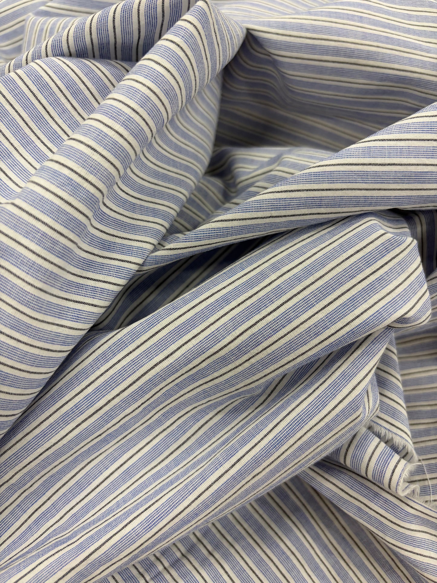 DENIM DISTRICT 029 blue colourwoven shirting stripes