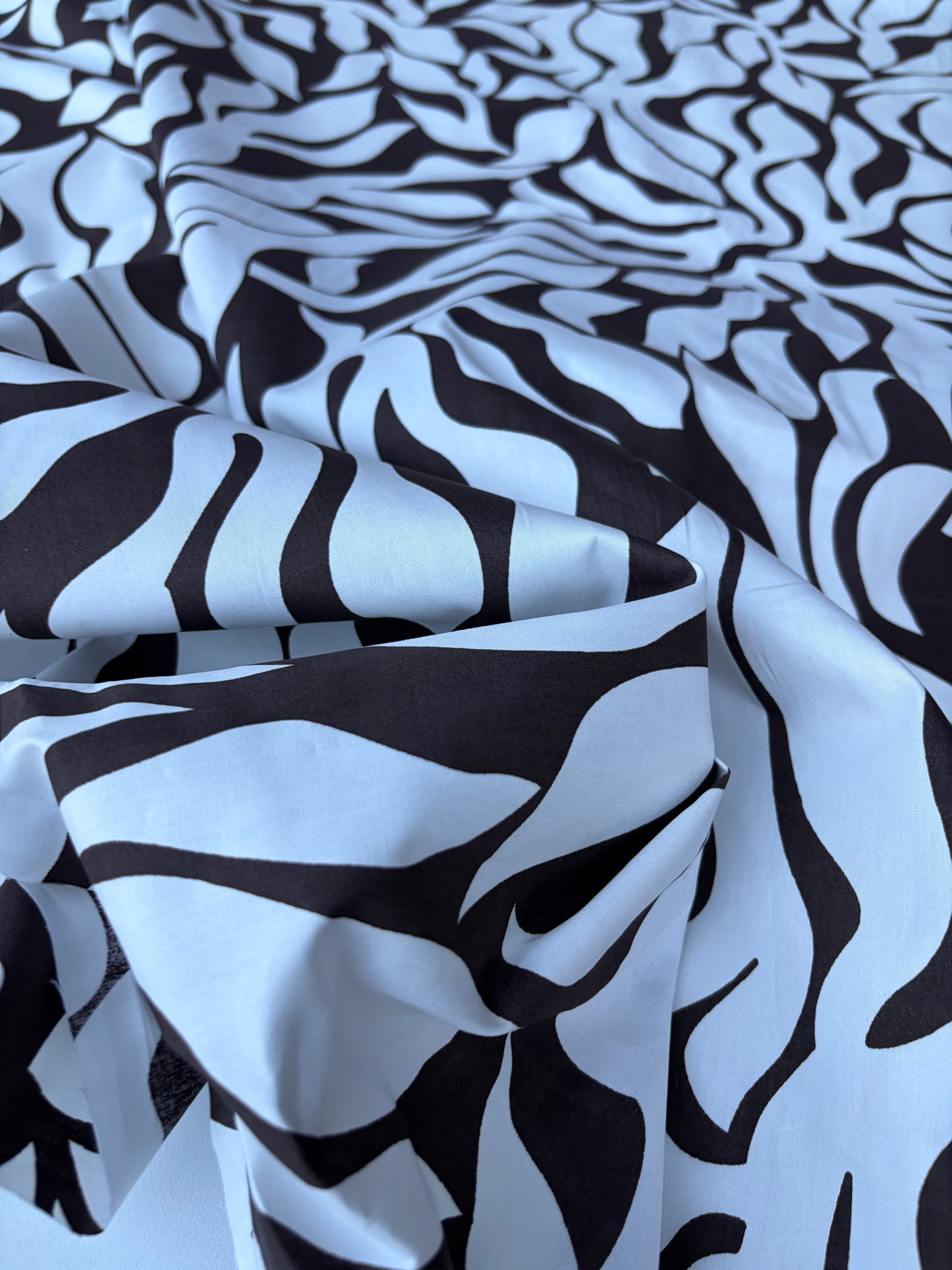 COMO 022 cotton papertouch brown/white print