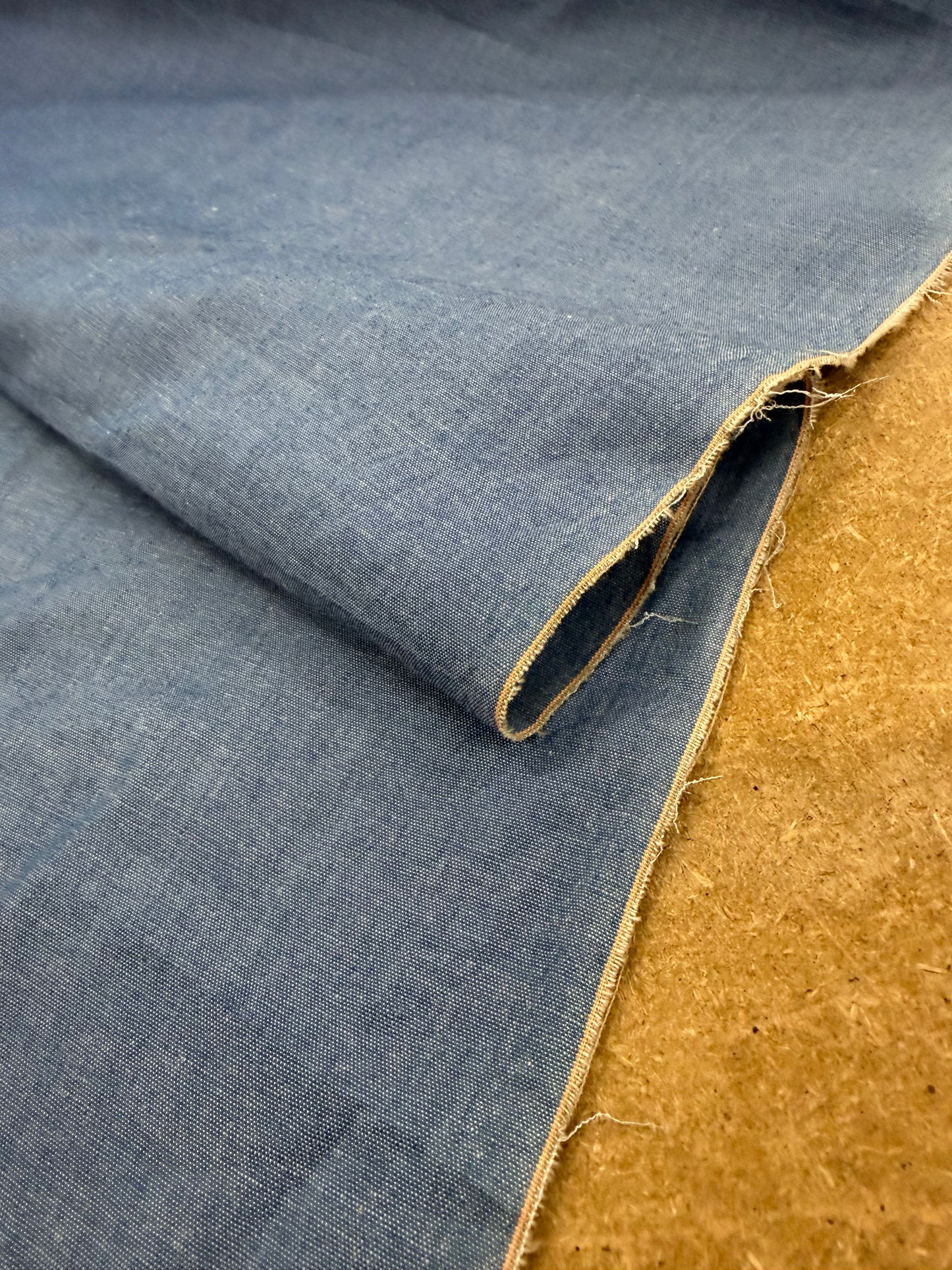 DENIM DISTRICT 030 colourwoven chambrai cotton