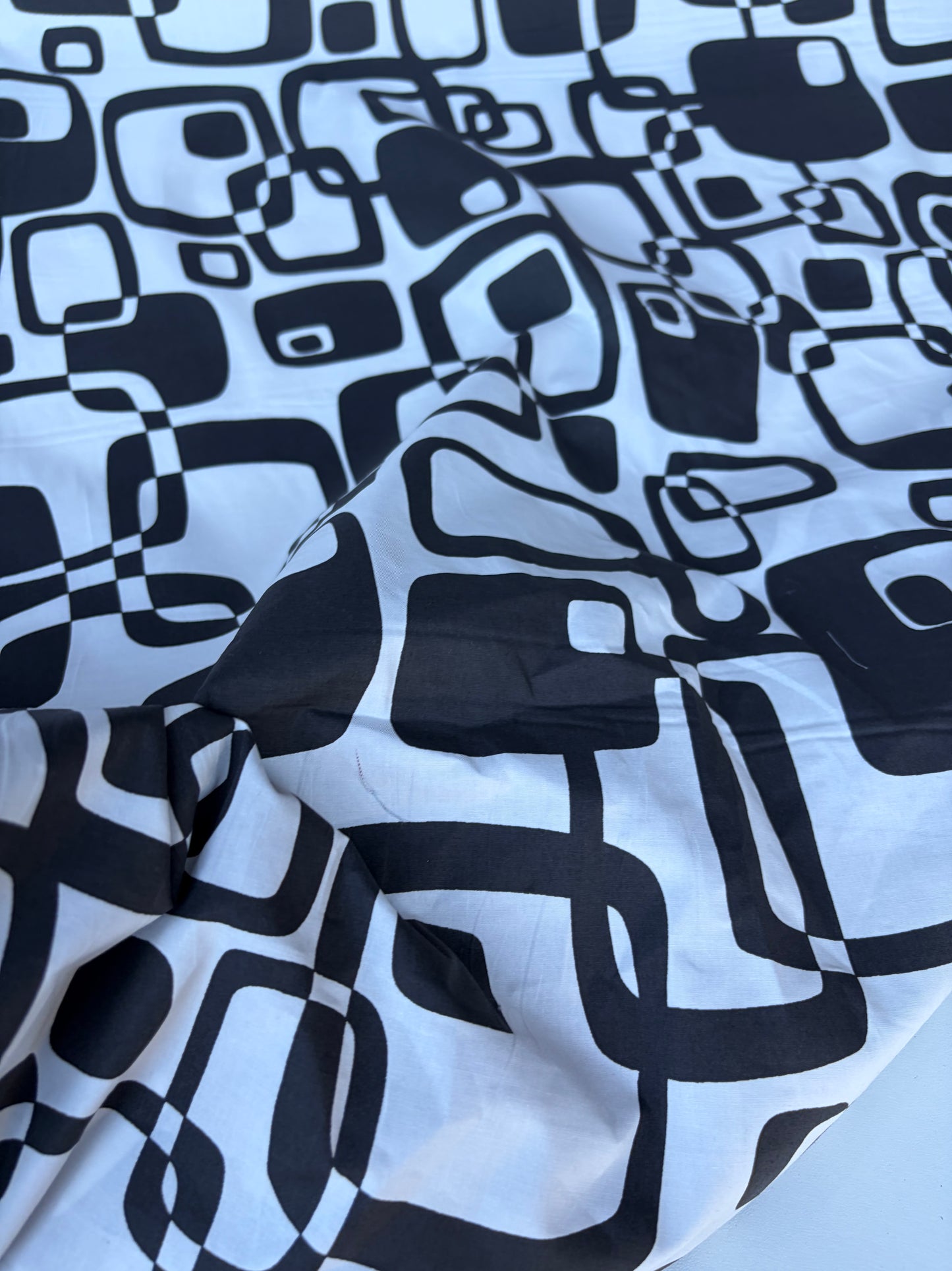 COMO 023 cotton papertouch chocolate/white print