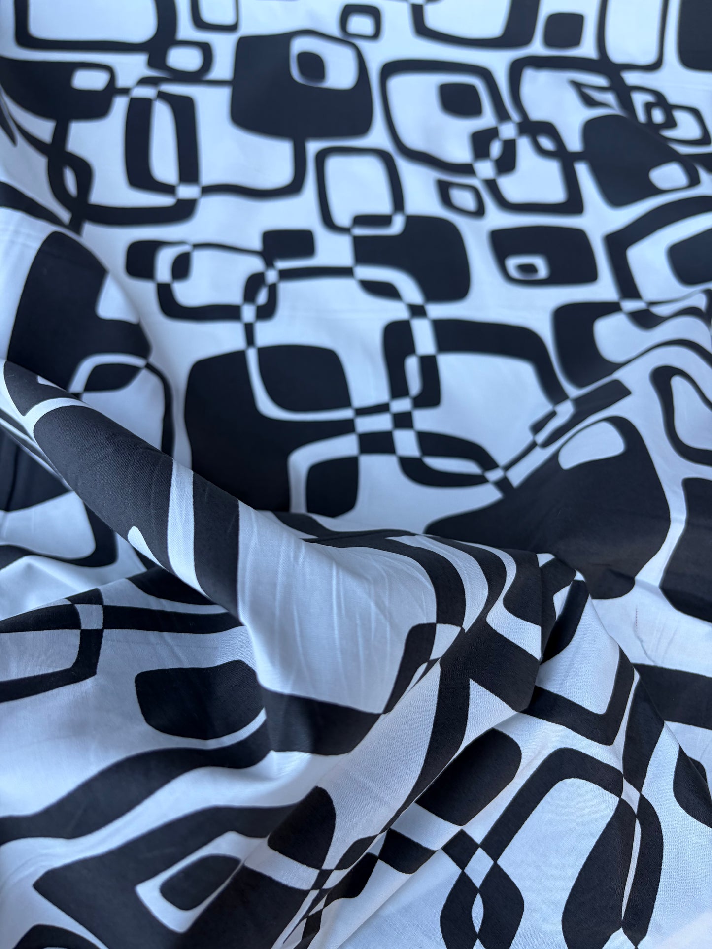 COMO 023 cotton papertouch chocolate/white print