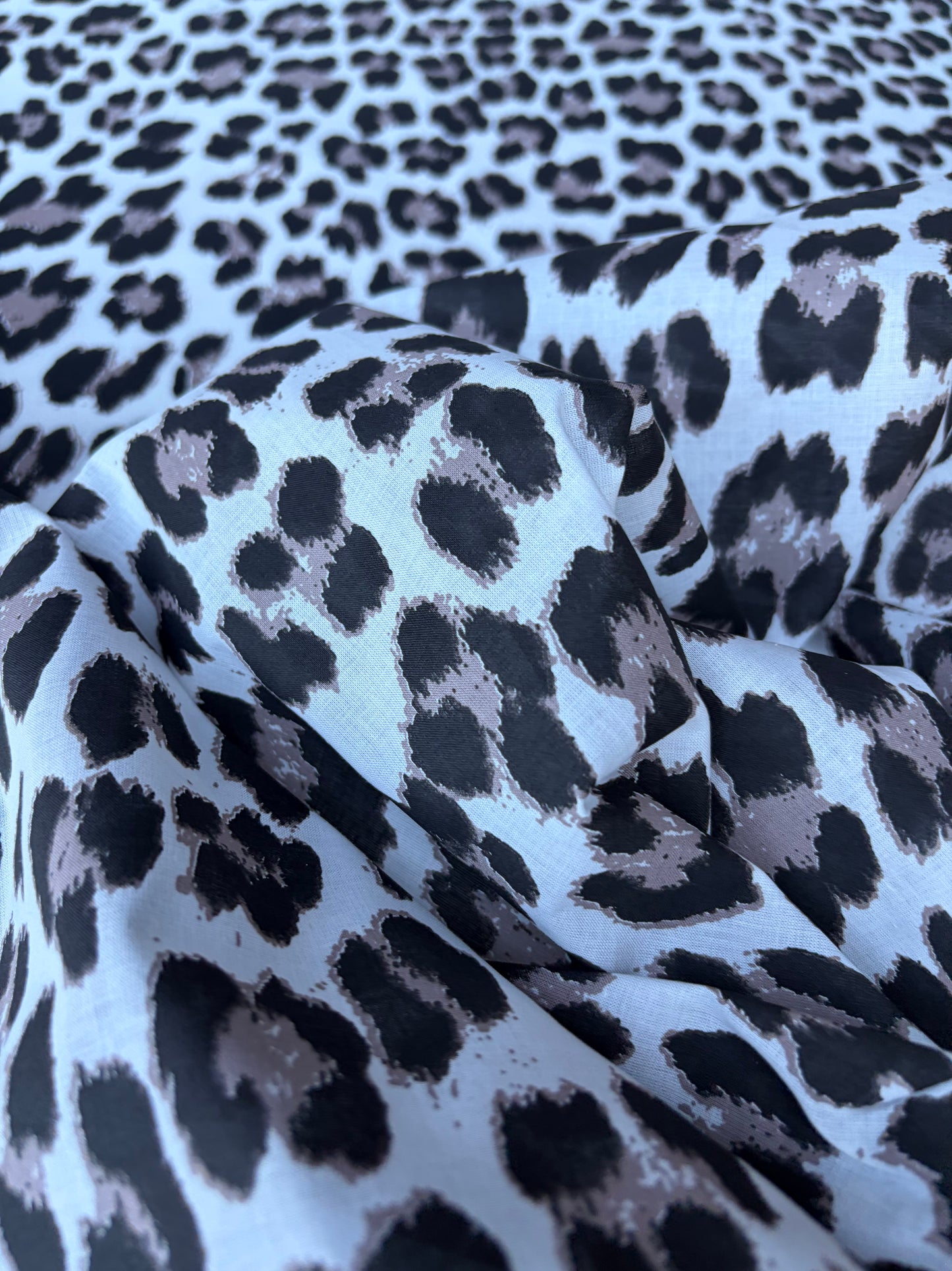 COMO 025 cotton voile animalier
