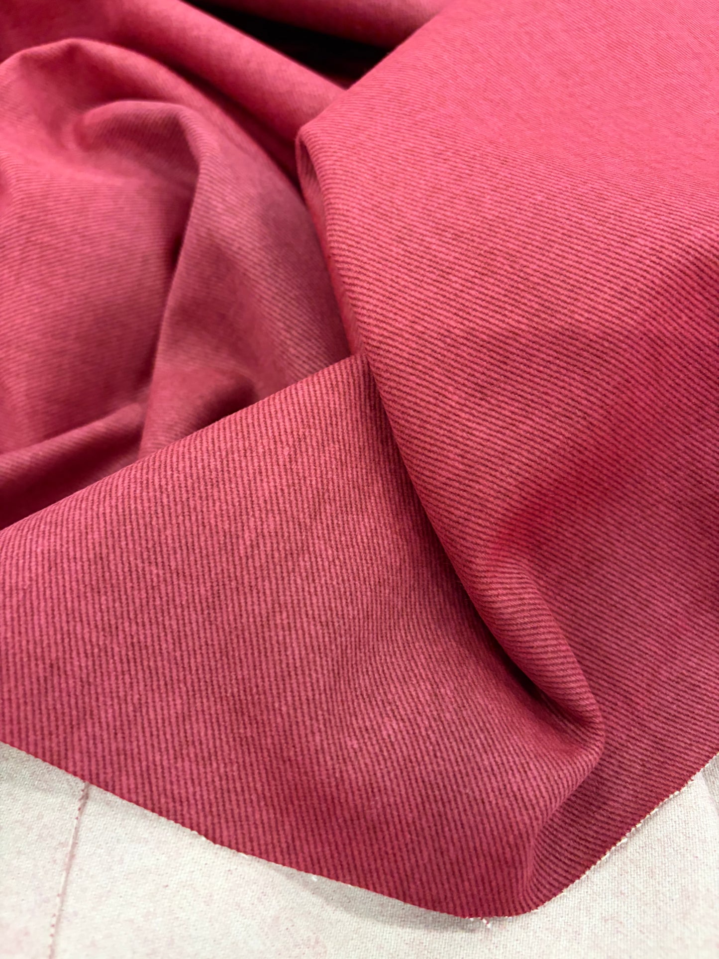 DENIM DISTRICT 033 red stonewashed heavy twill