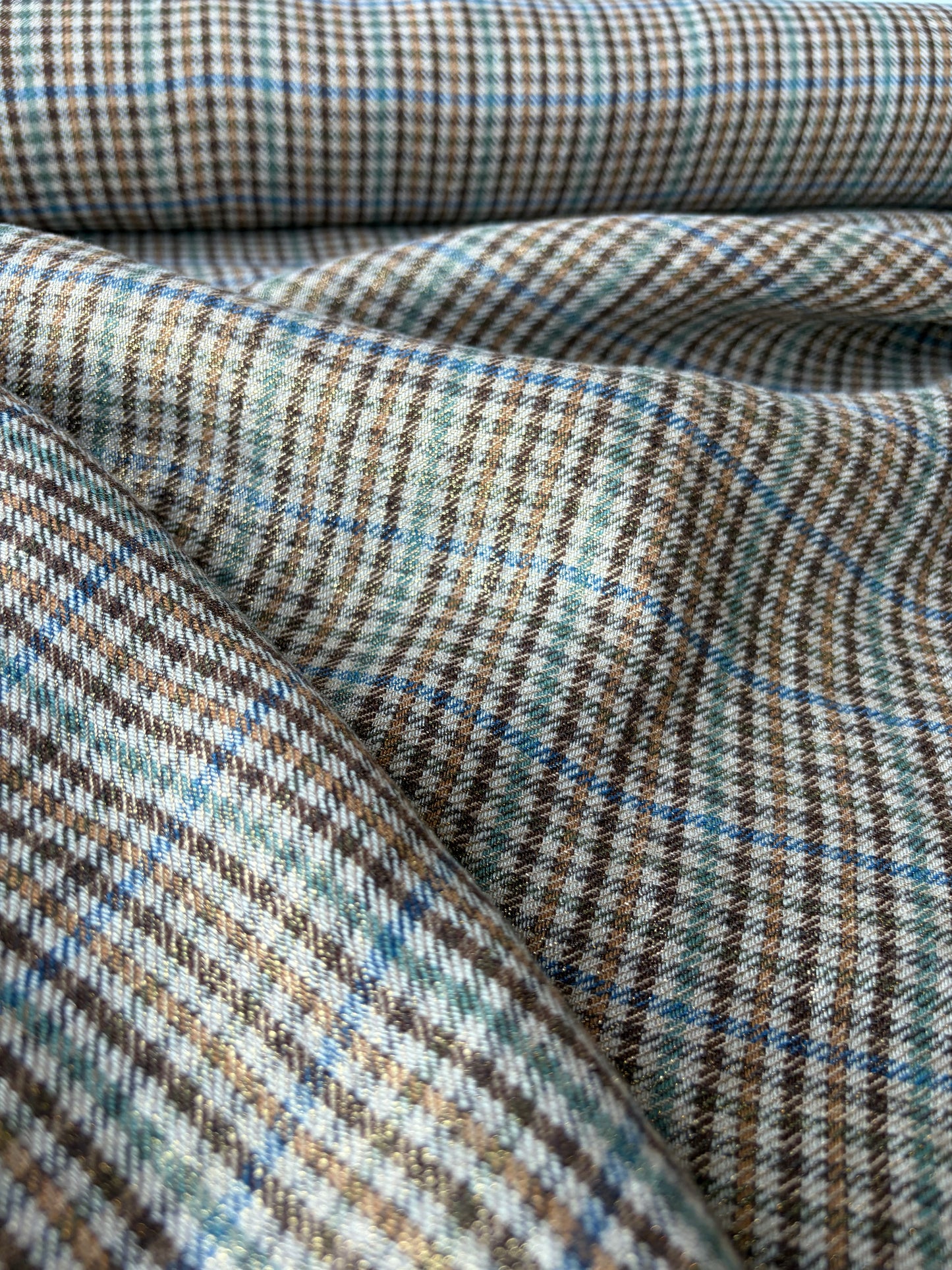 MOE 016 midweight cotton check with copper spray finish