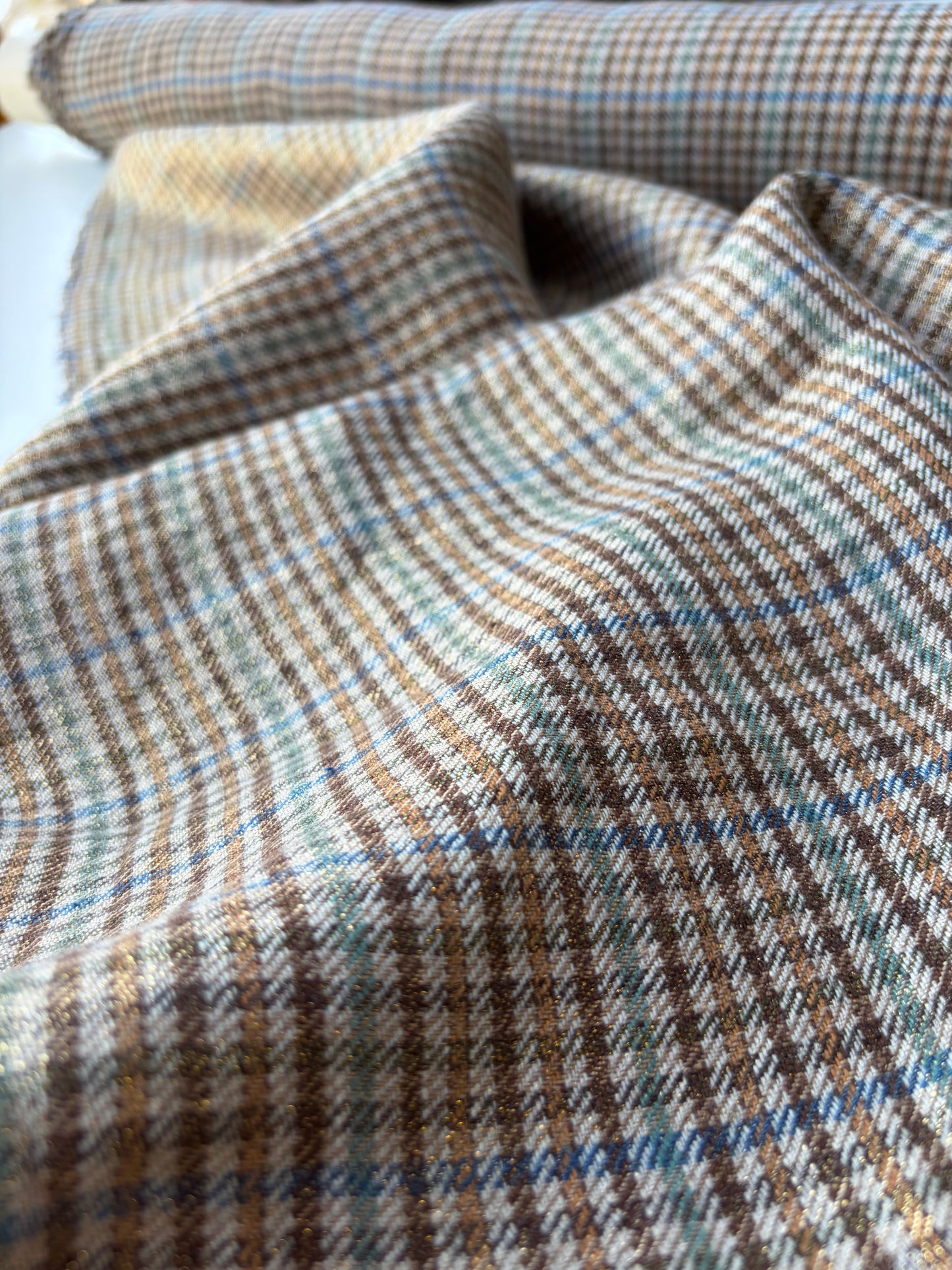 MOE 016 midweight cotton check with copper spray finish