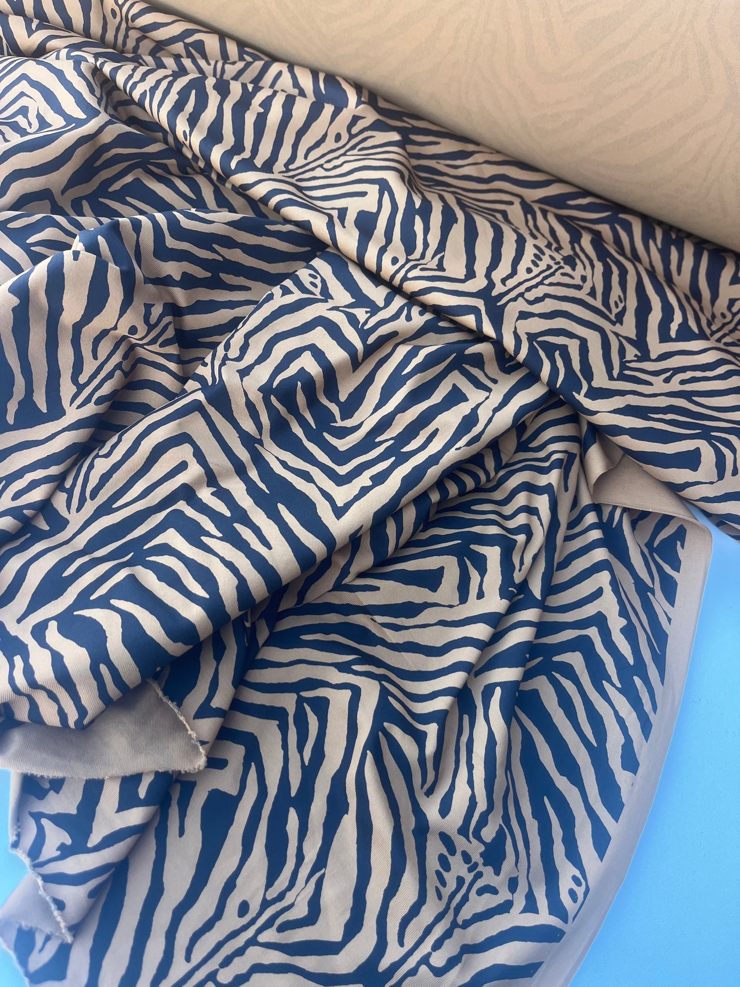 DONDP 1005 jersey viscose elasthane black/camel zebra