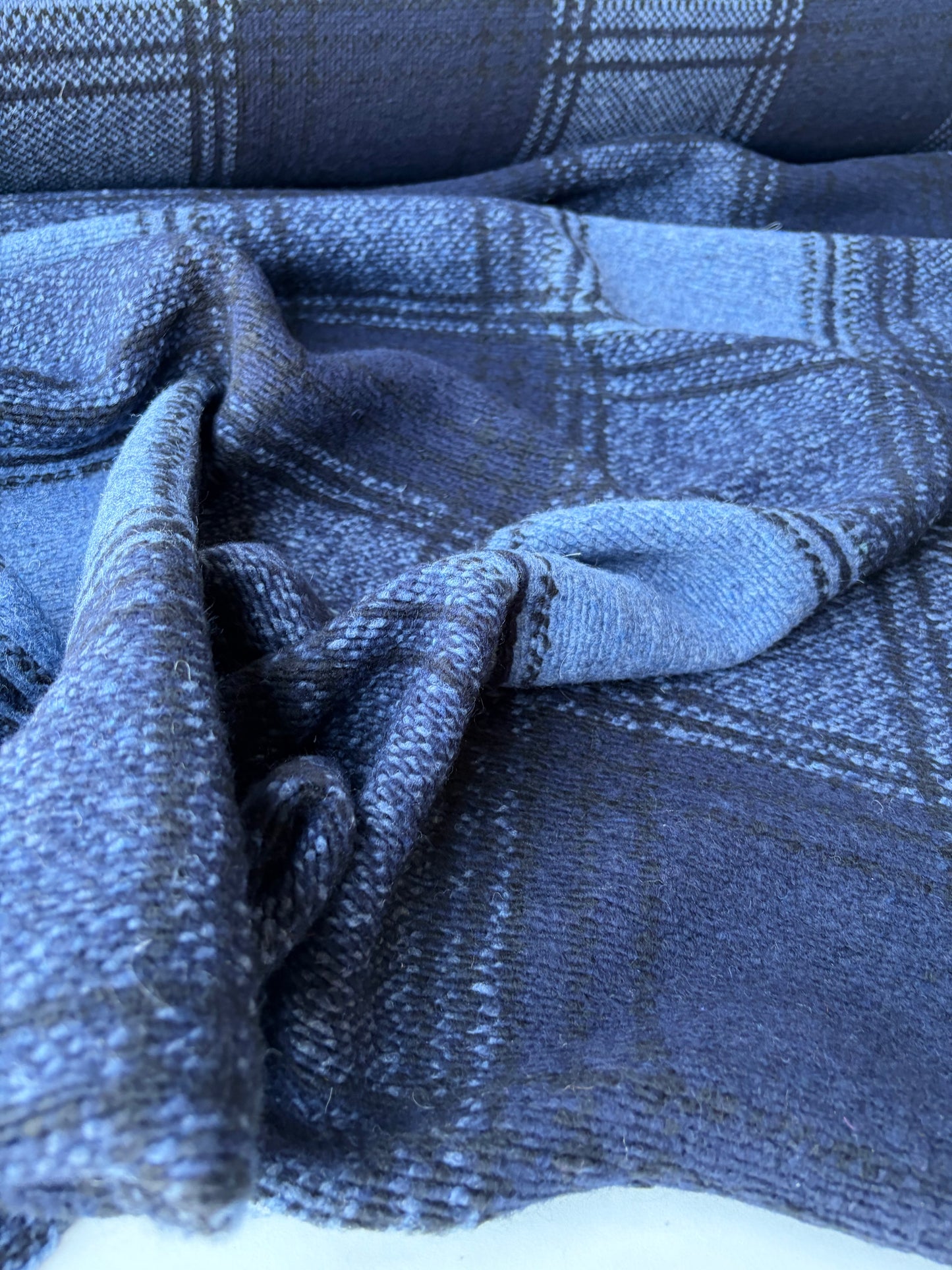 MOE 018 navy/blue checkered heavy boiled wool