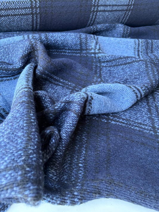 MOE 018 navy/blue checkered heavy boiled wool