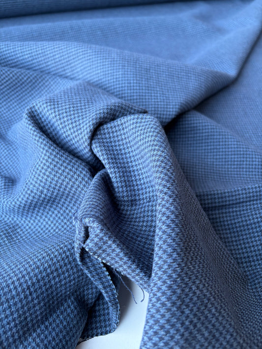 MOE 019 indigo/navy small dogtooth cotton