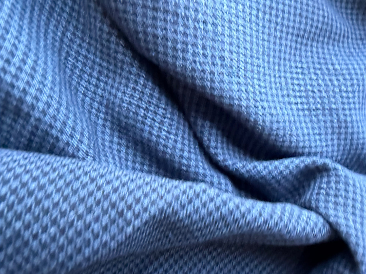 MOE 019 indigo/navy small dogtooth cotton