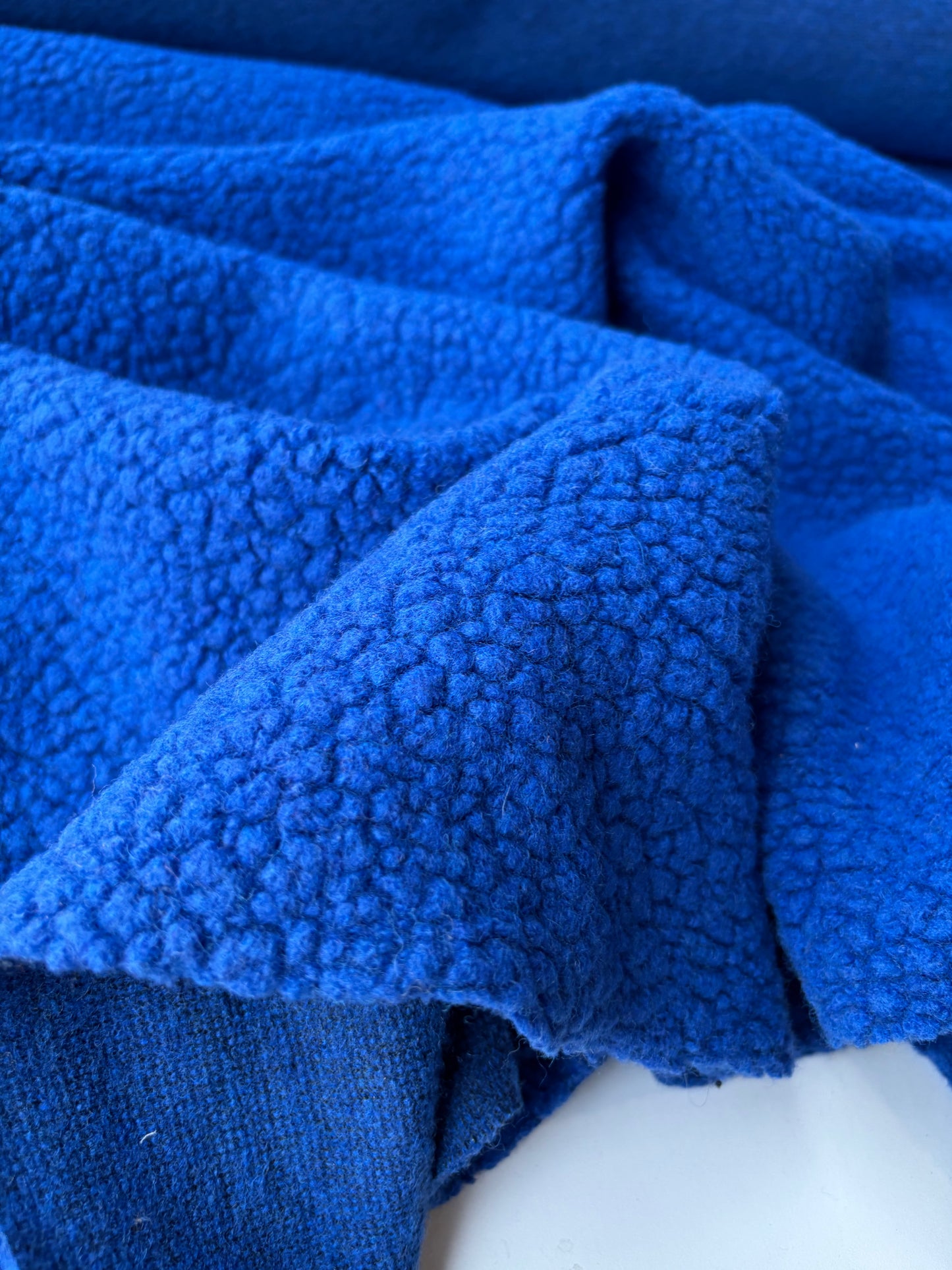 MOE 021 cobalt blue heavy wool bouclette