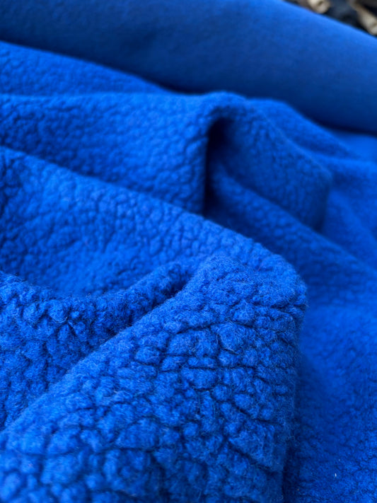 MOE 021 cobalt blue heavy wool bouclette
