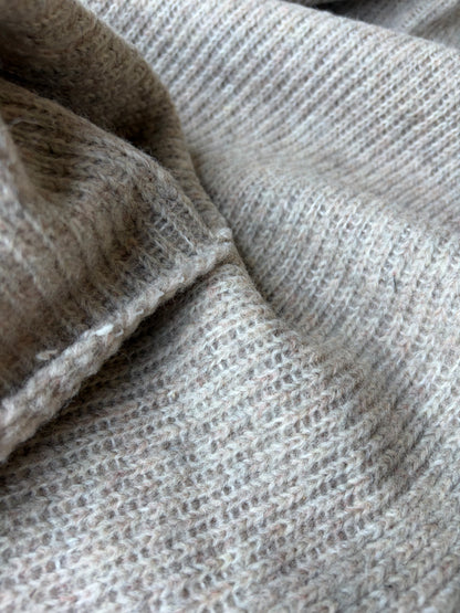 PC MOE 027 sand coloured cable structure heavy boiled wool