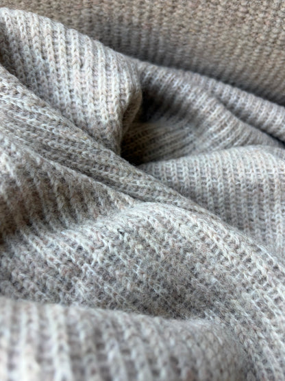 PC MOE 027 sand coloured cable structure heavy boiled wool