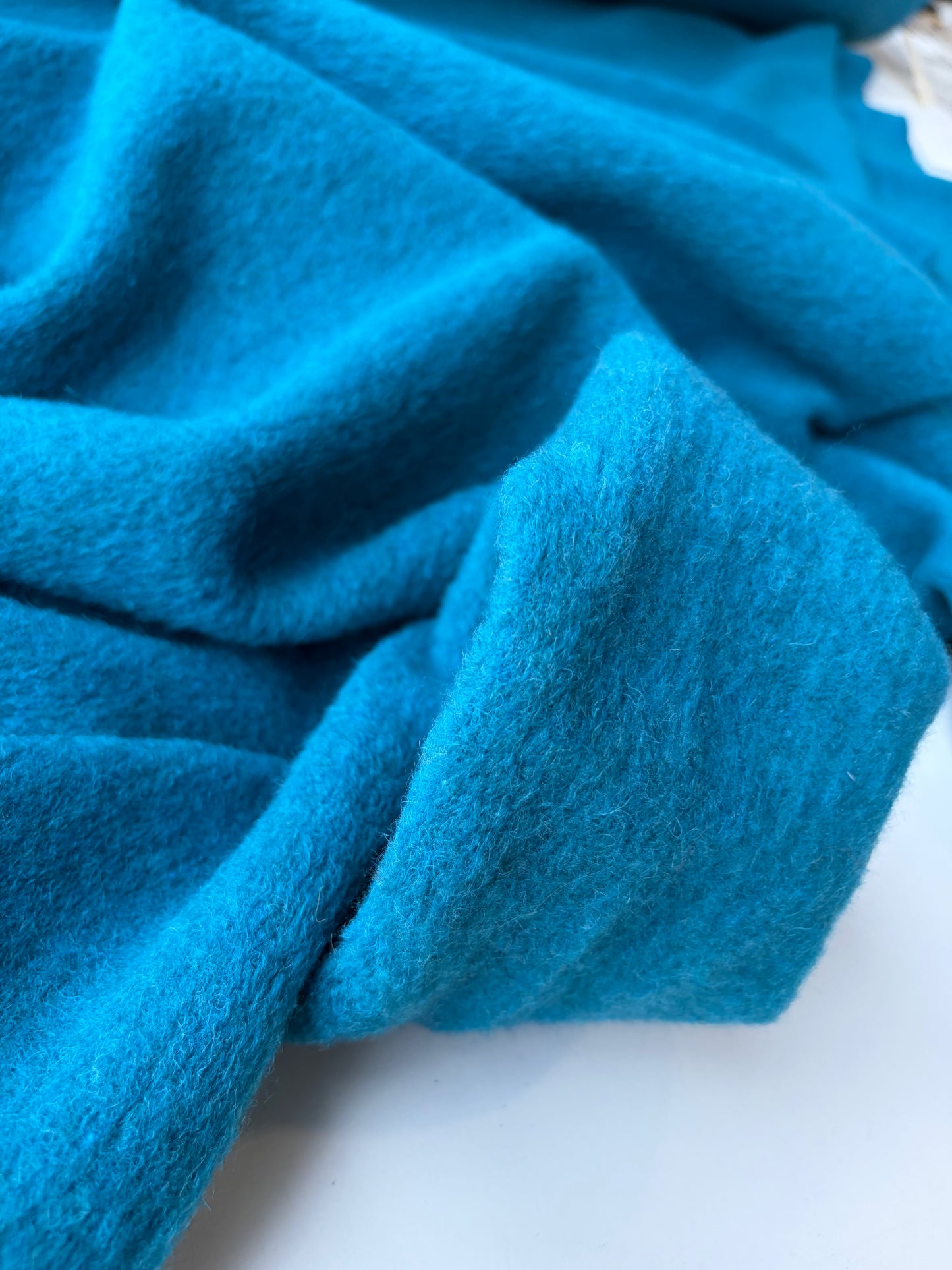 MOE 029 petrol heavy boiled wool