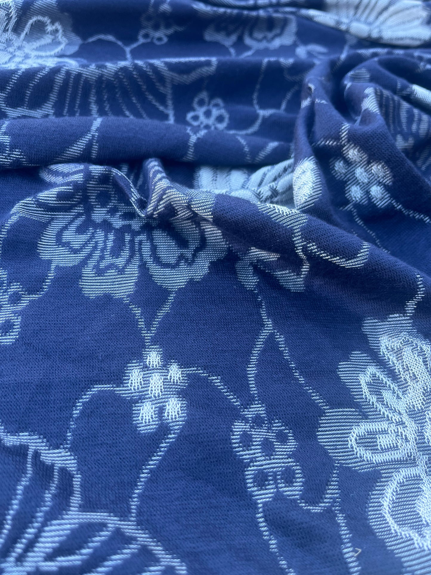 DONDP 1065 jersey jacquard navy flowers