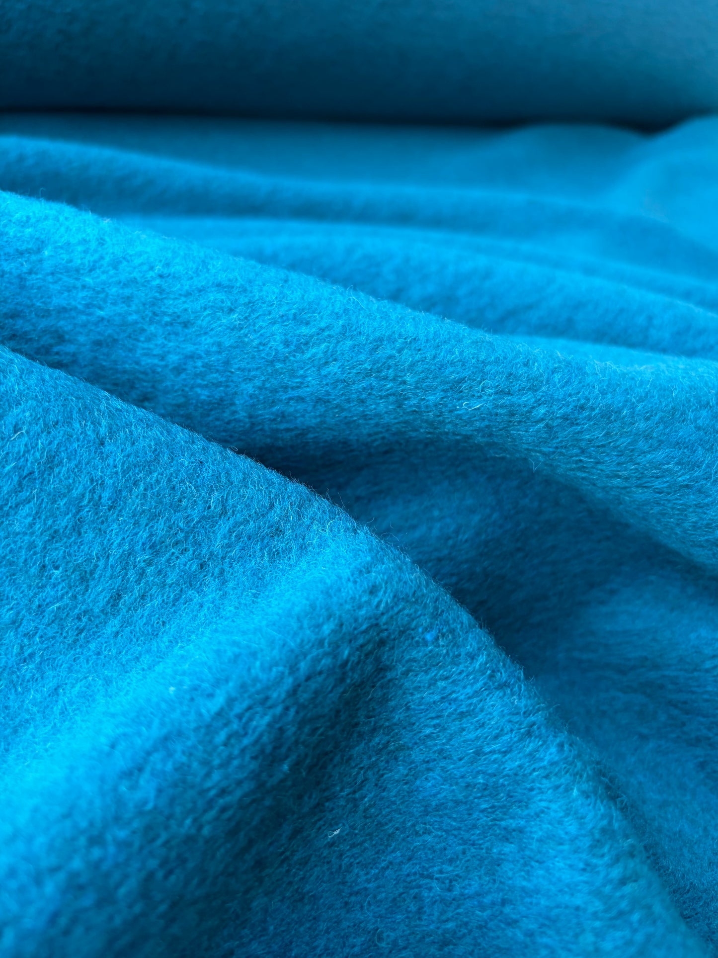 MOE 029 petrol heavy boiled wool