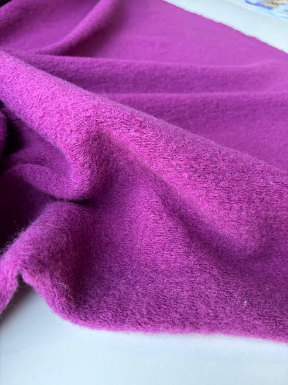 PC MOE 030 fuchsia heavy boiled wool