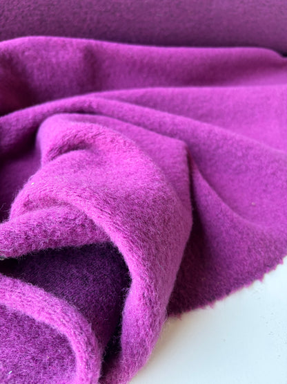 PC MOE 030 fuchsia heavy boiled wool
