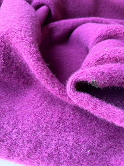 PC MOE 030 fuchsia heavy boiled wool