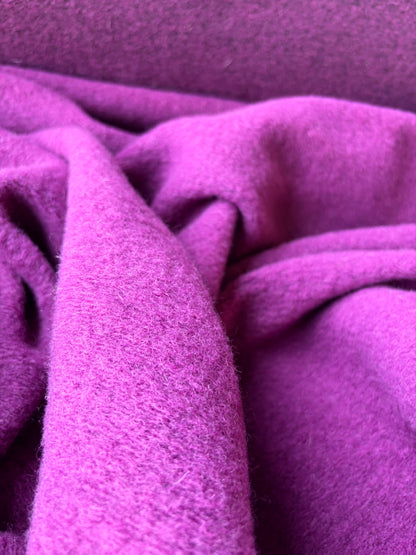 PC MOE 030 fuchsia heavy boiled wool