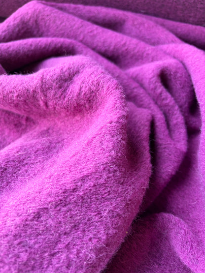 PC MOE 030 fuchsia heavy boiled wool