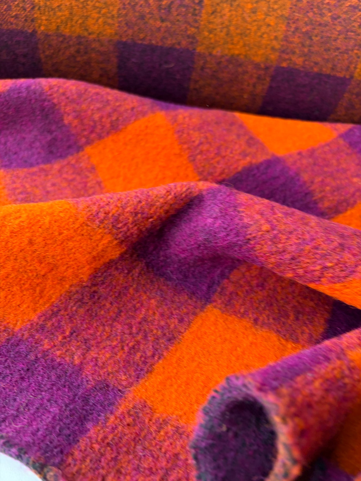 MOE 031 fuchsia/orange checkered heavy boiled wool