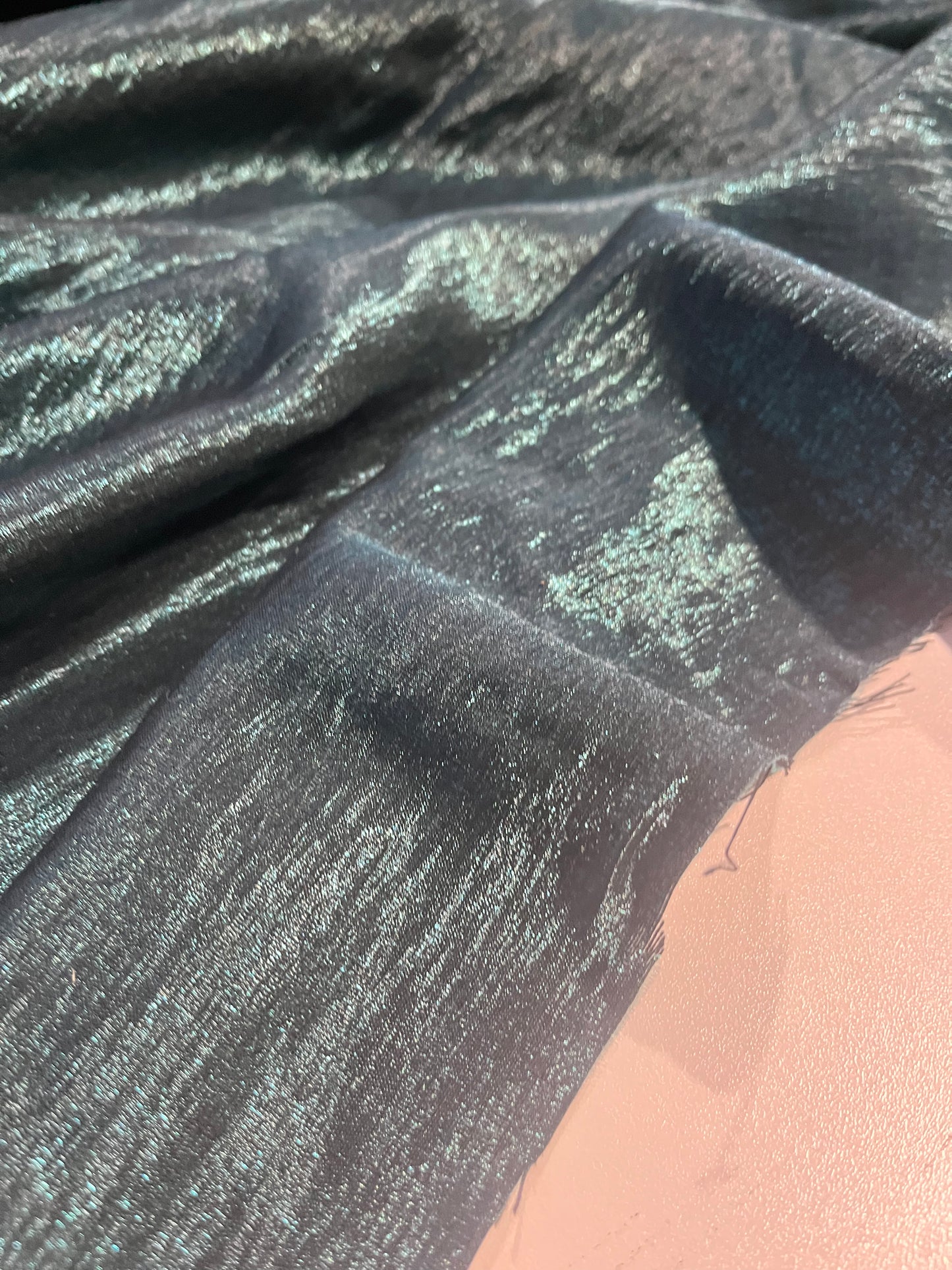 BRIAN 015 heavy sparking satin stretch with cotton