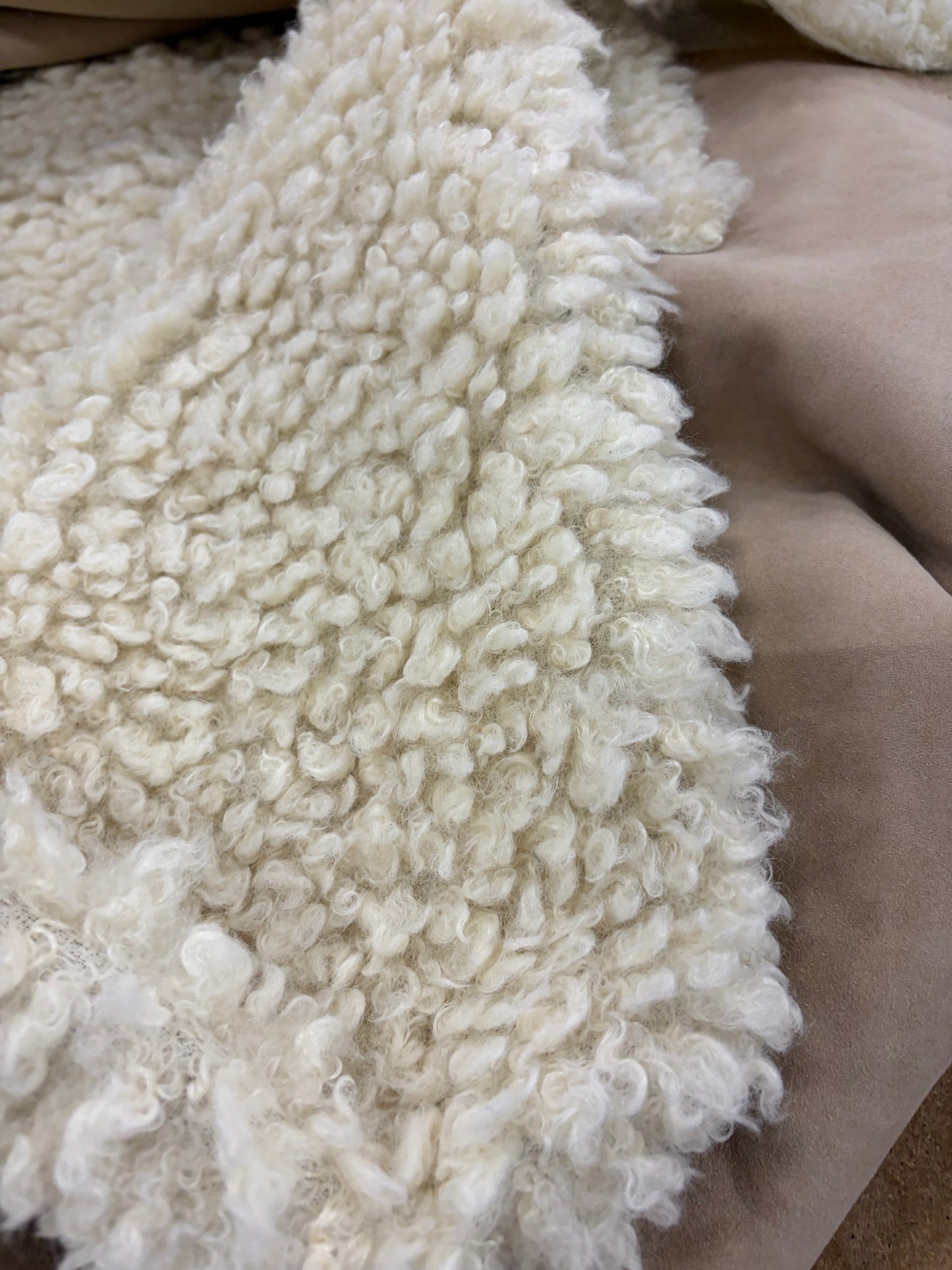 HAGRID 011 double face faux leather and faux fur  ecru