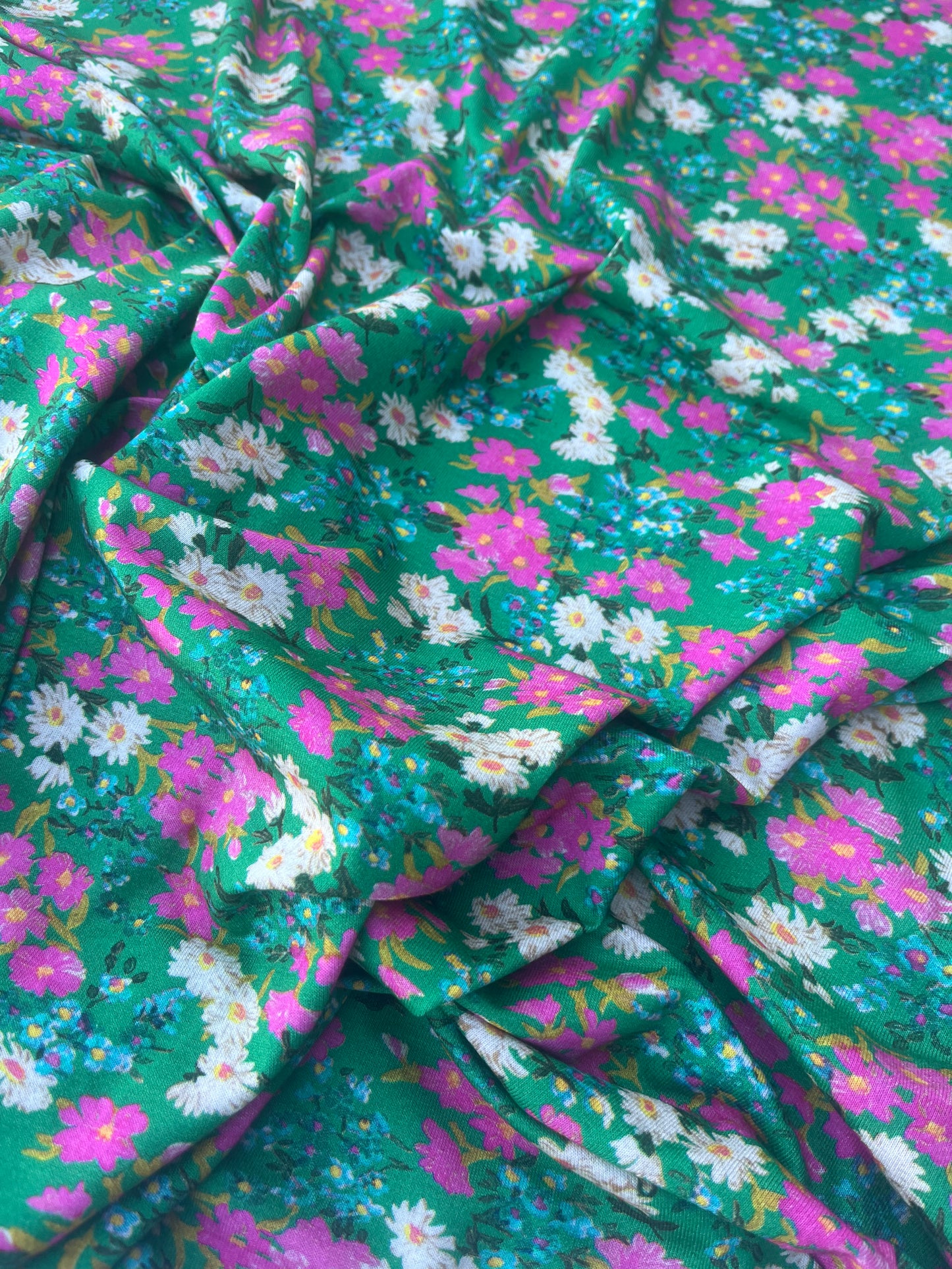 FIORELLA 001 jersey viscose elasthane green flowerfield