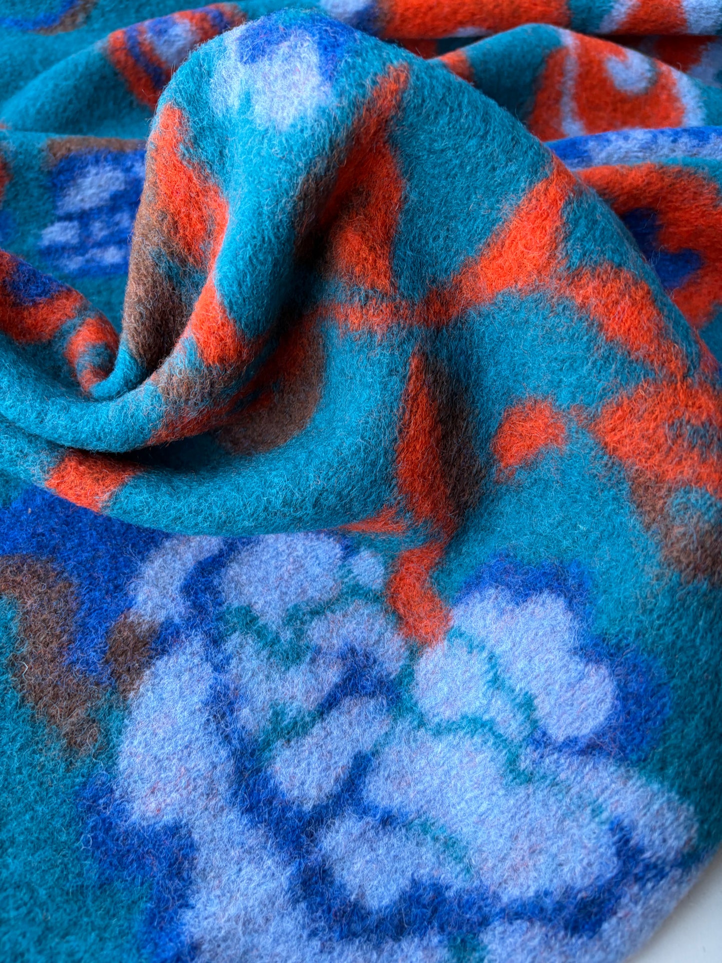 MOE 033 petrol/orange abstract heavy boiled wool
