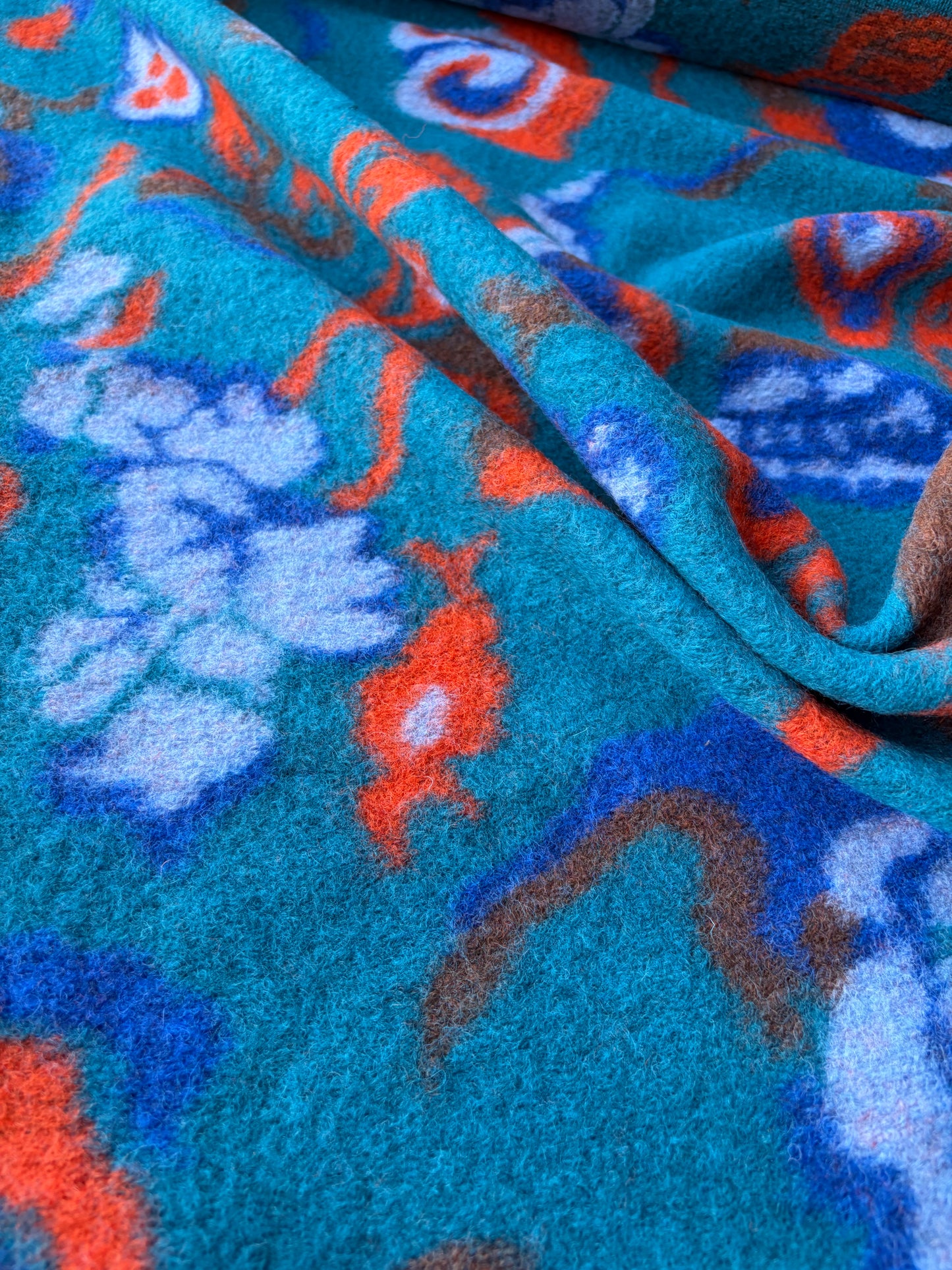MOE 033 petrol/orange abstract heavy boiled wool