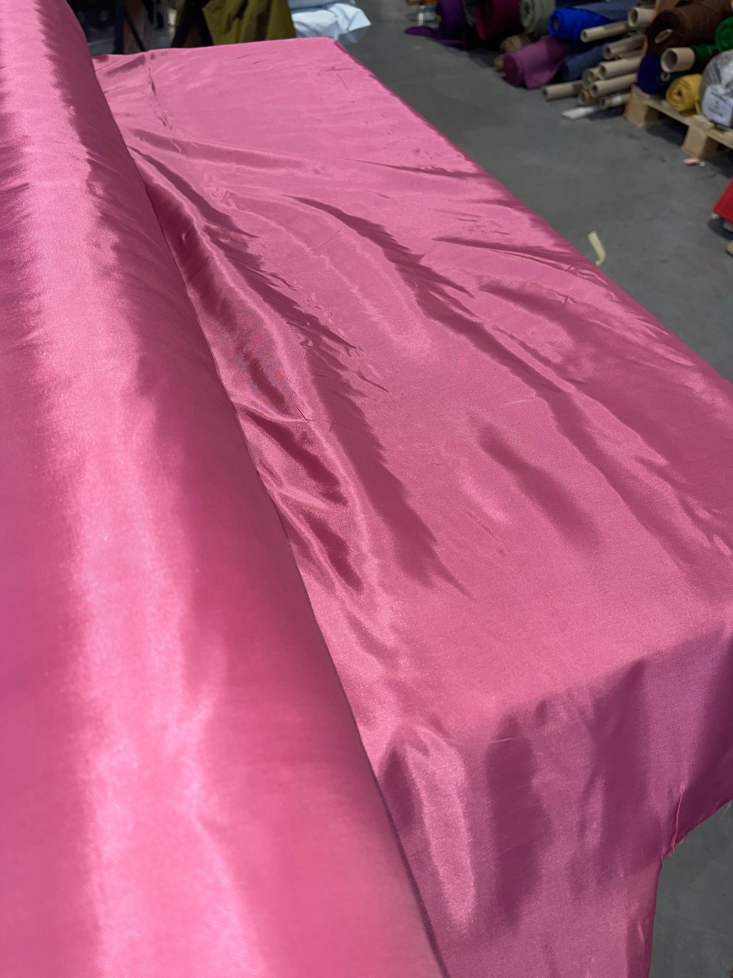 LC 012 polyester lining fuchsia