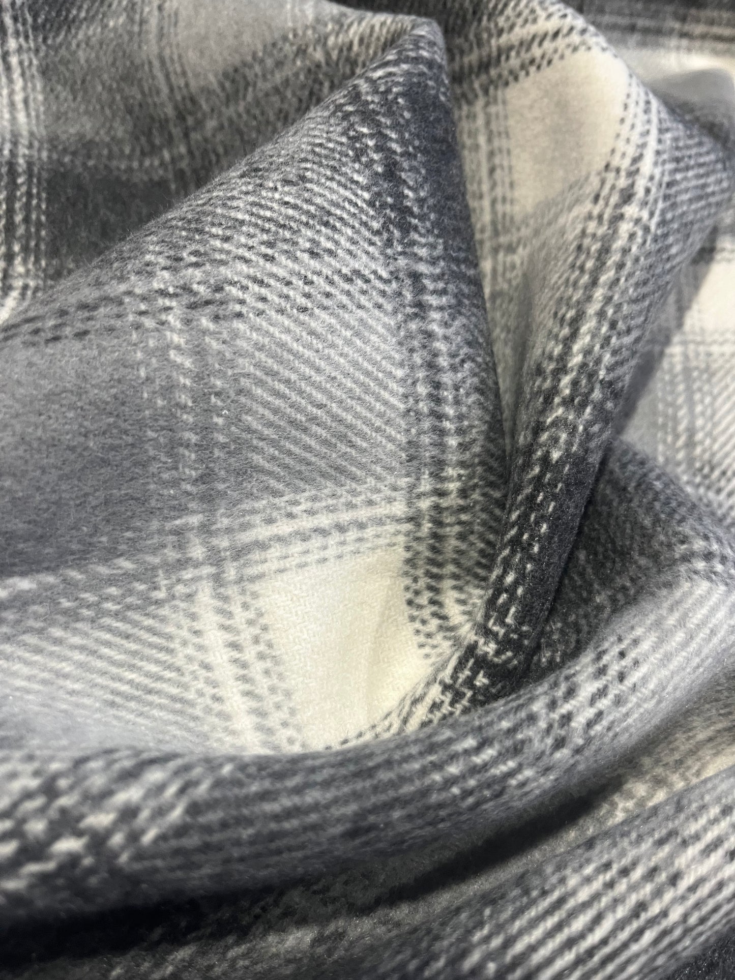 G00 Wooly 354 grey check