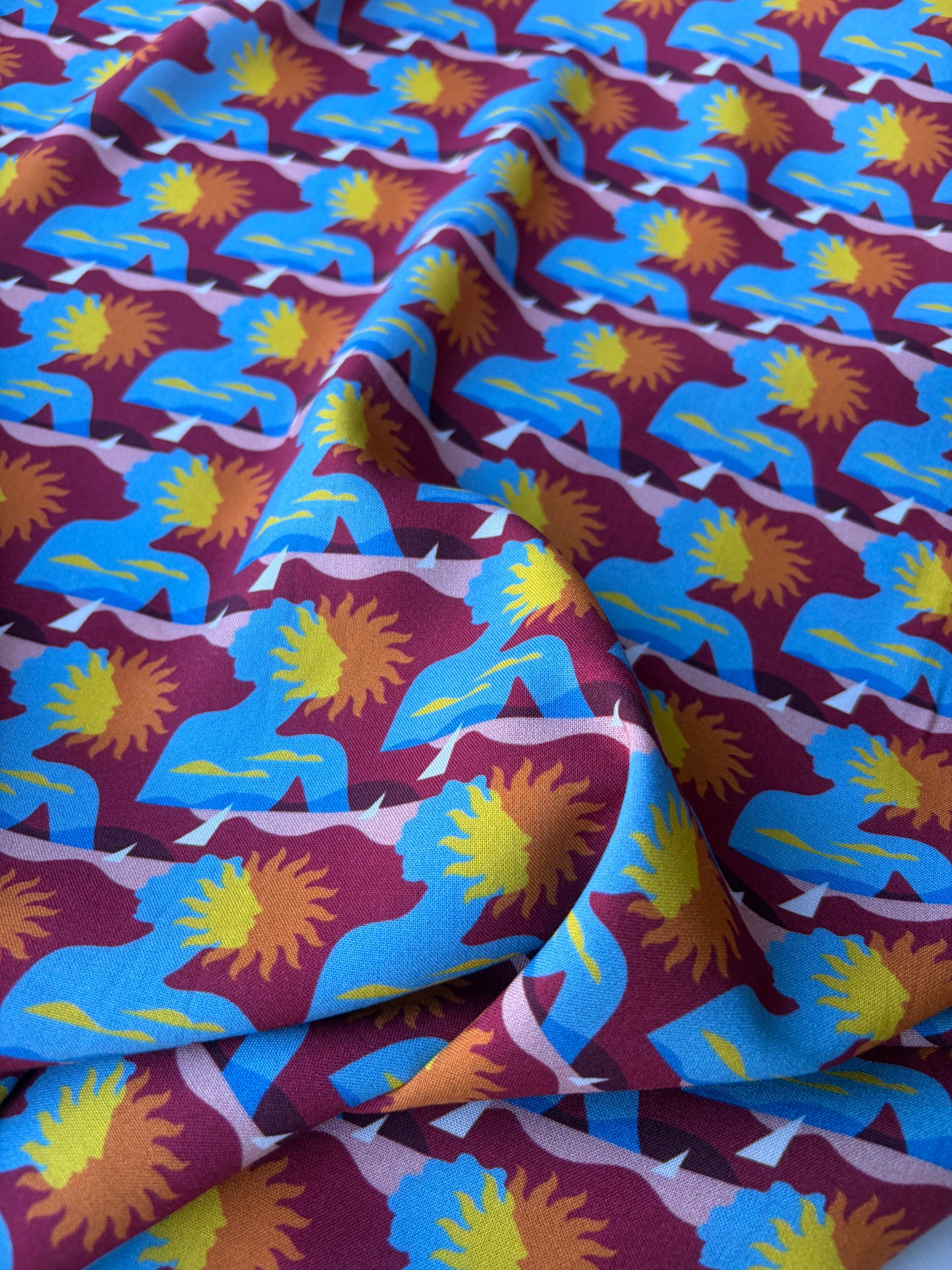 JOS 023 viscose print "faces"