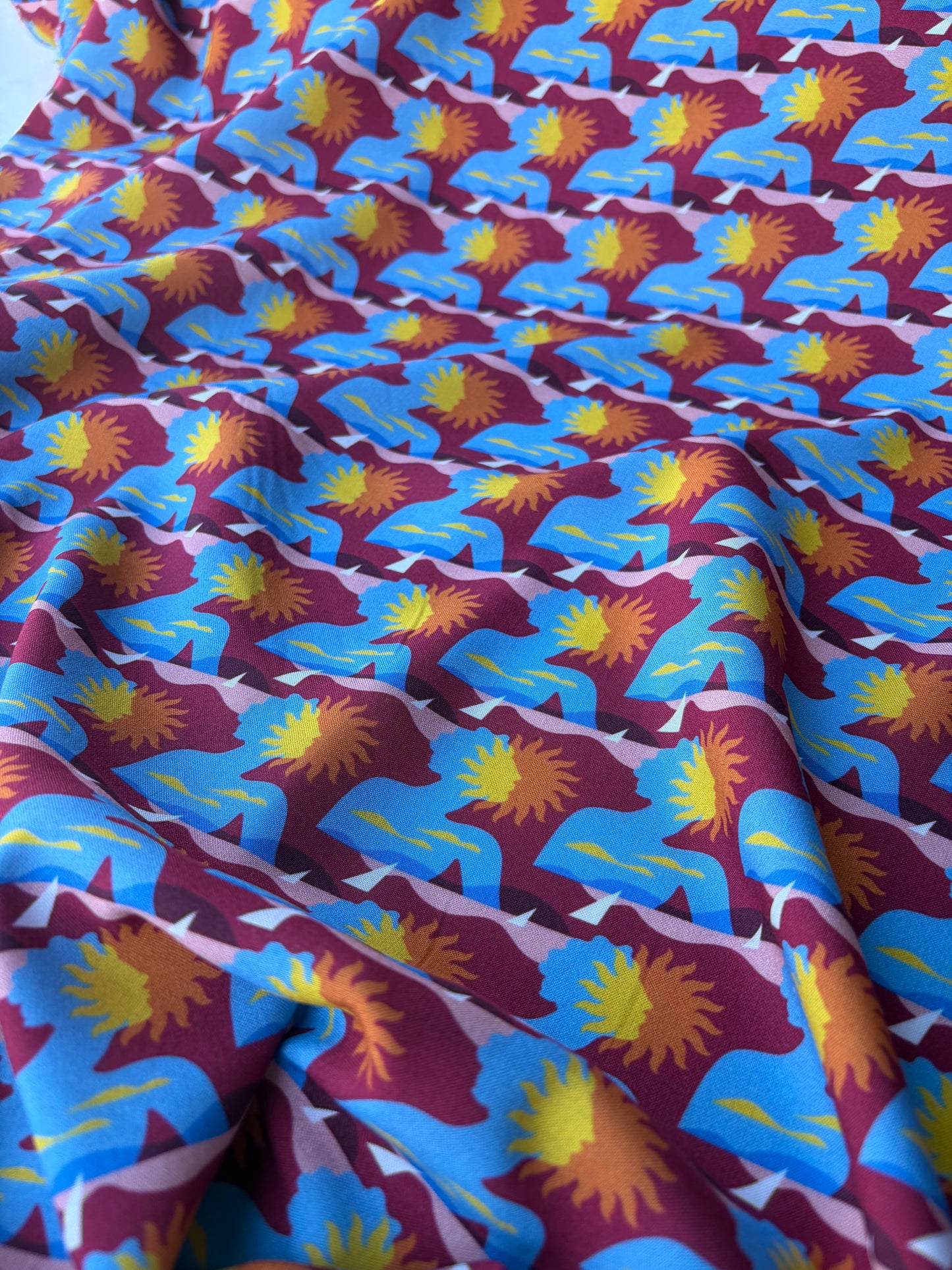 JOS 023 viscose print "faces"
