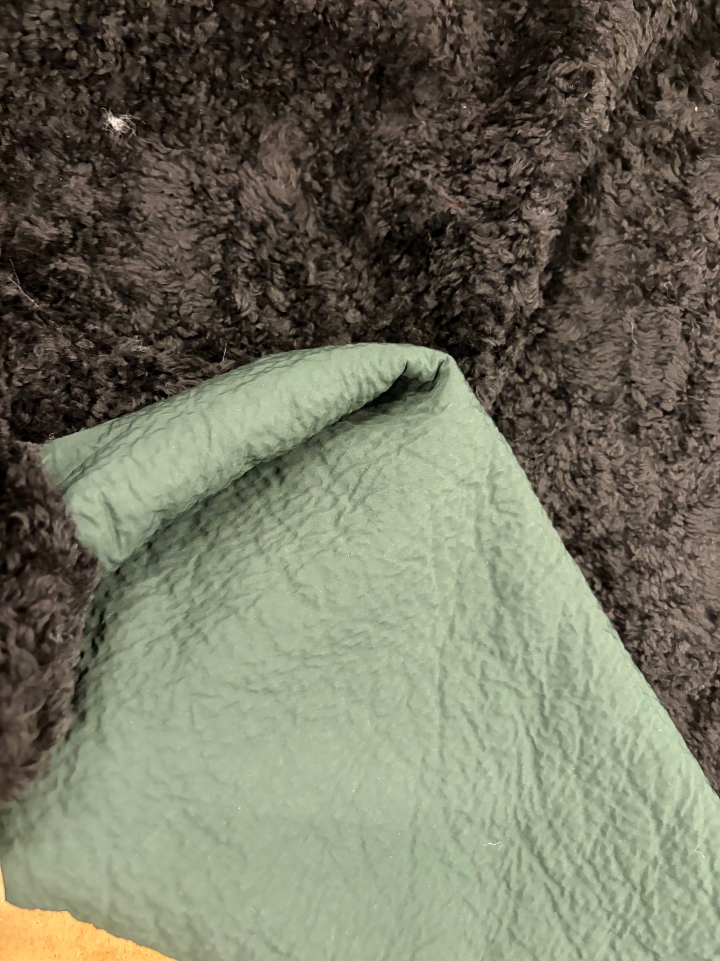 HAGRID 016 double face faux leather and faux fur black/green