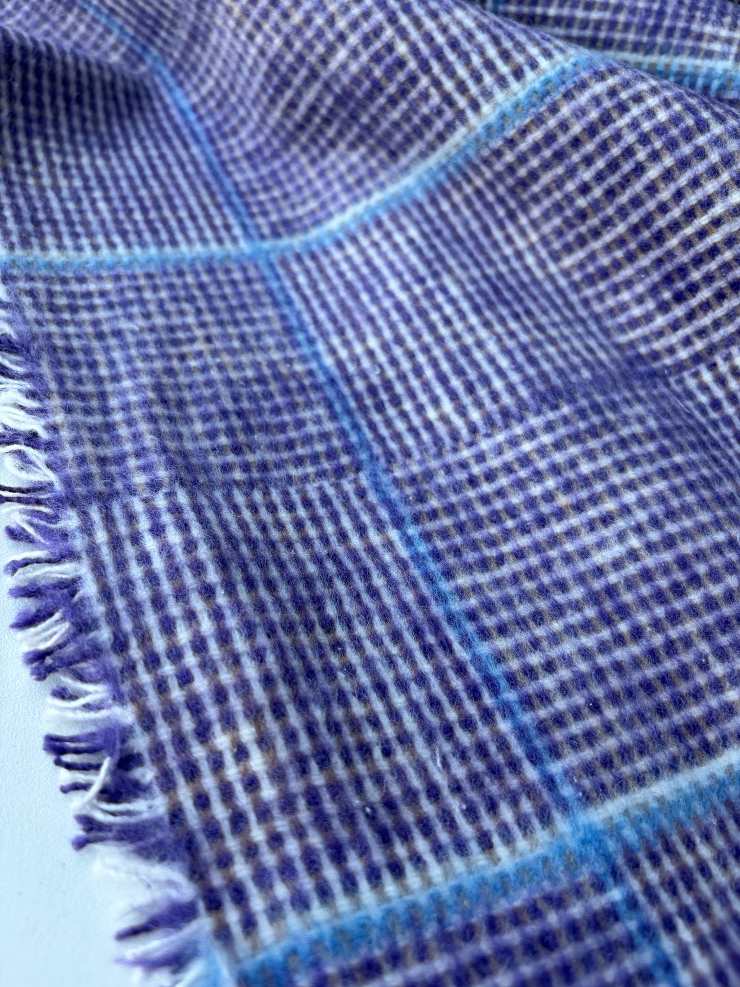 MOE 037 mauve  checkered heavy cotton tweed