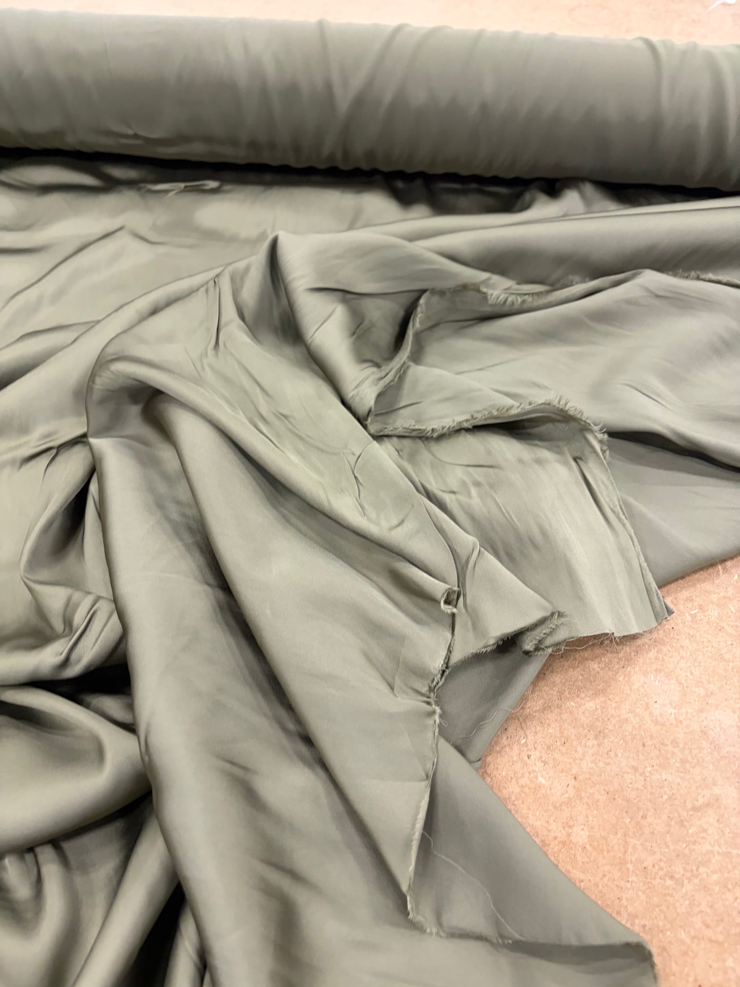 HAGRID 019 khaky green dull satin