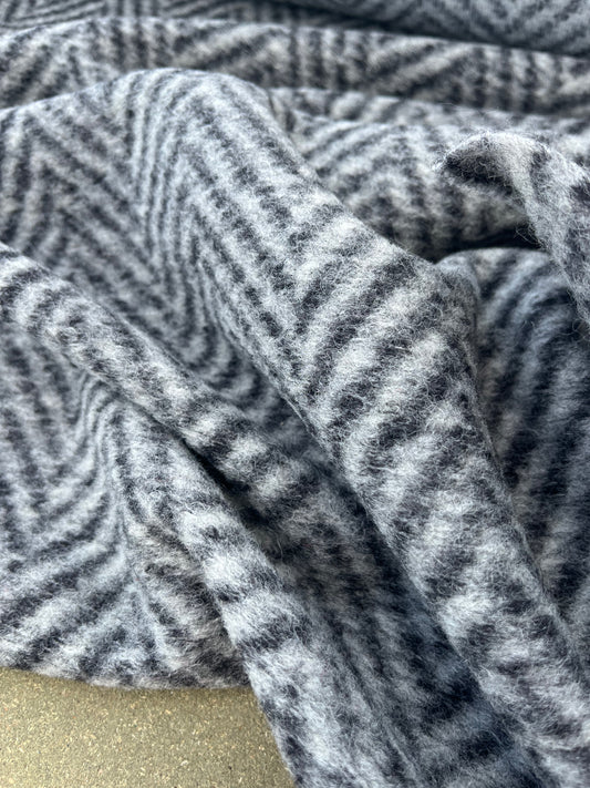 WOOLY 003 heavy boiled wool chevron black/taupe