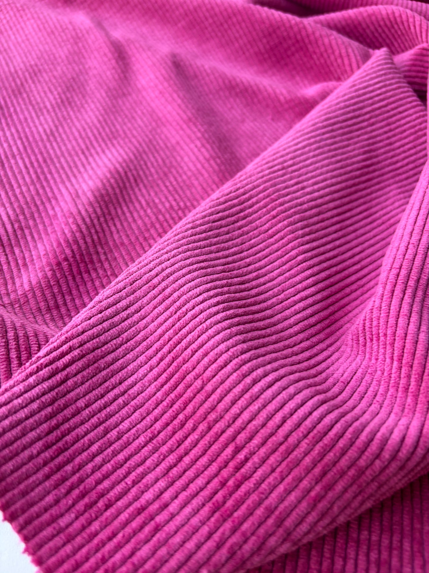 MOE 039 pink washed corduroy