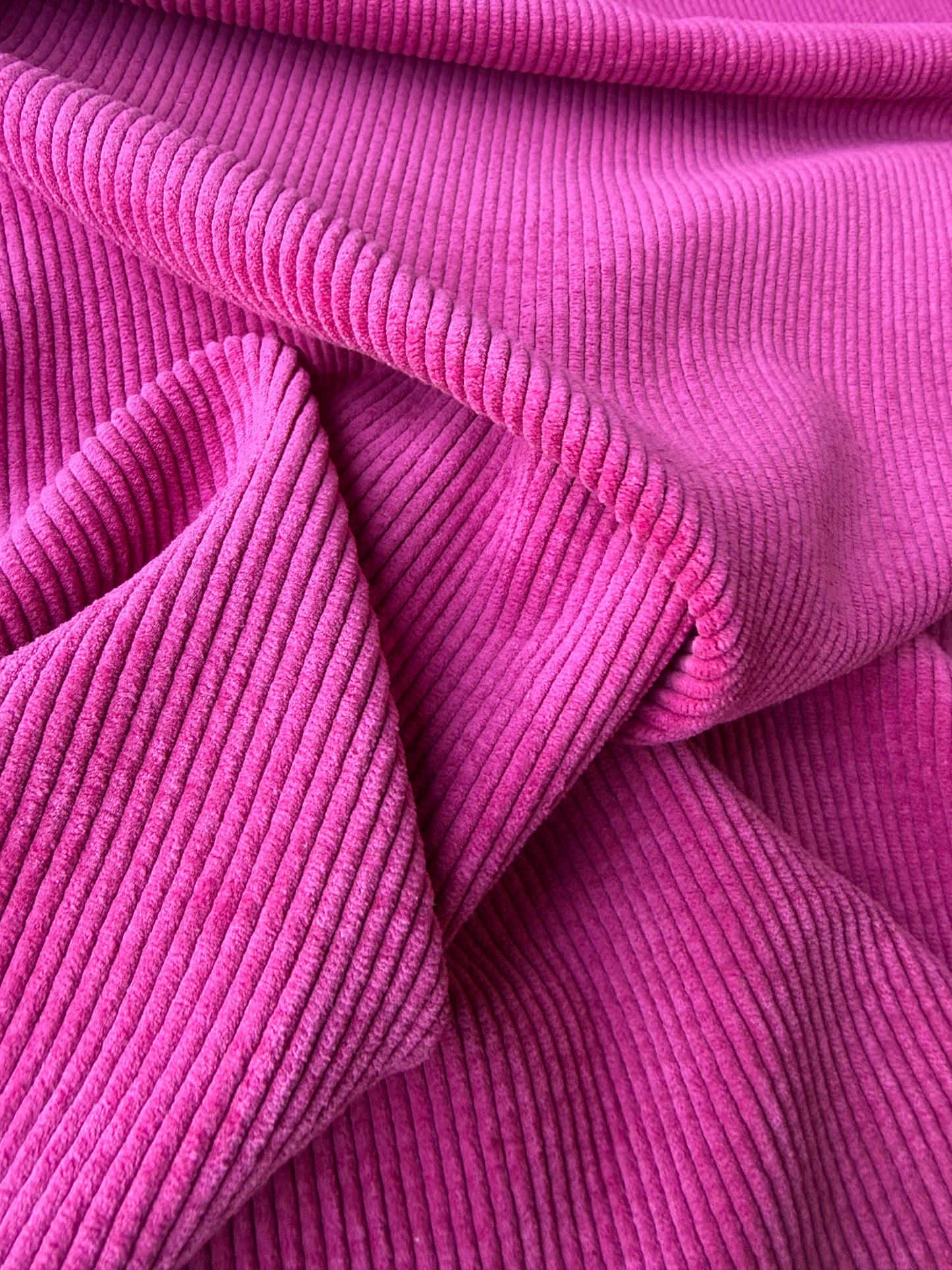 MOE 039 pink washed corduroy