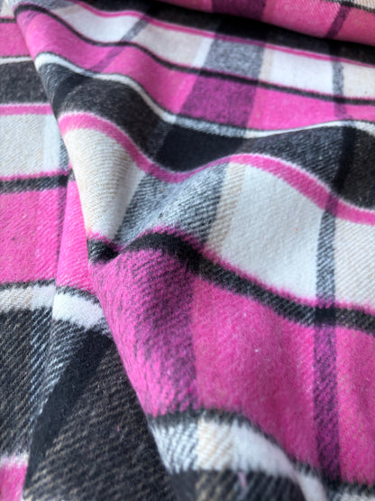 PC MOE 040 fuchsia checkered heavy cotton