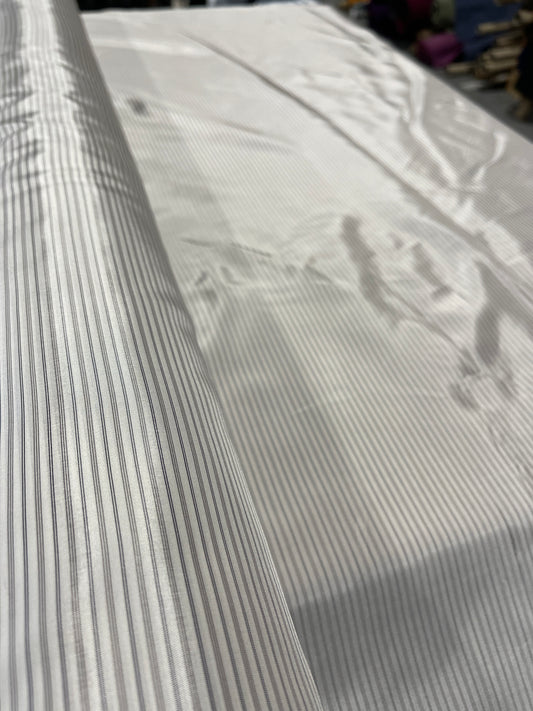LC 024  striped polyester lining