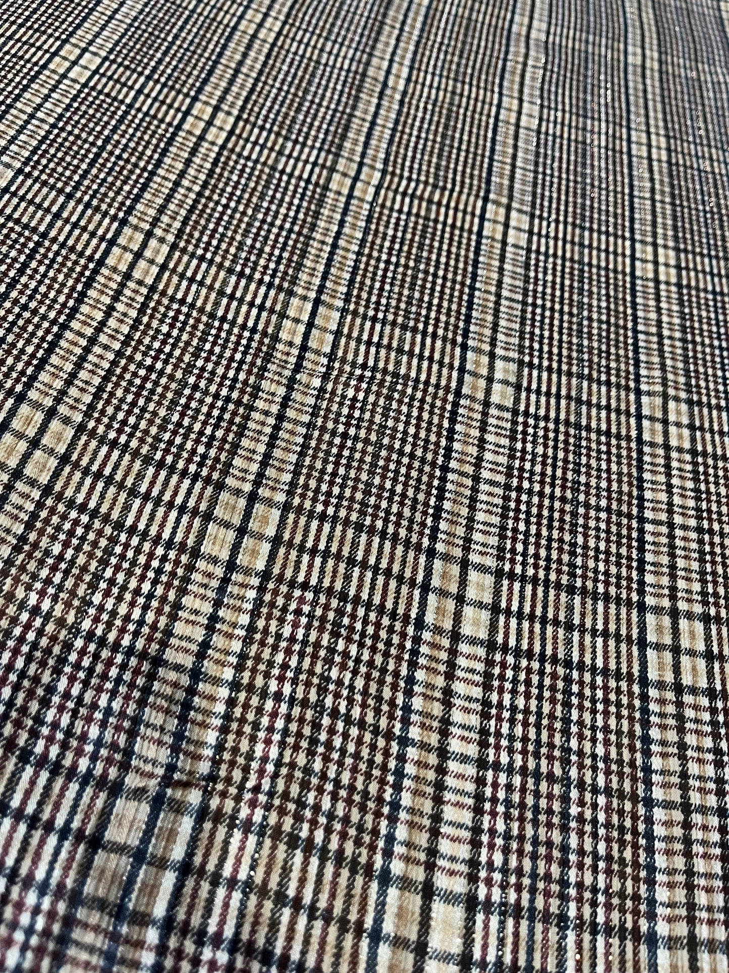 A01 ND 003 Polyester silver stripes with check print