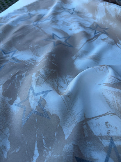 PC JOS 032 viscose print with silver stars