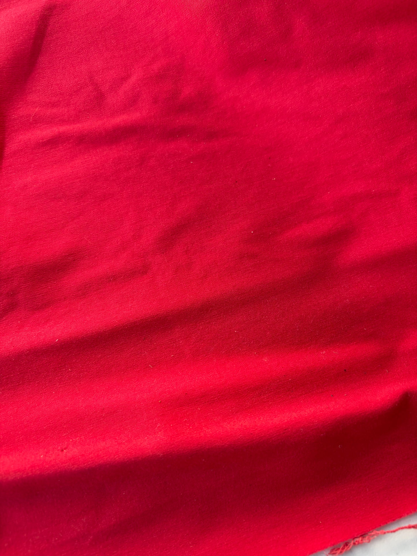 MOE 043 red bengaline fabric