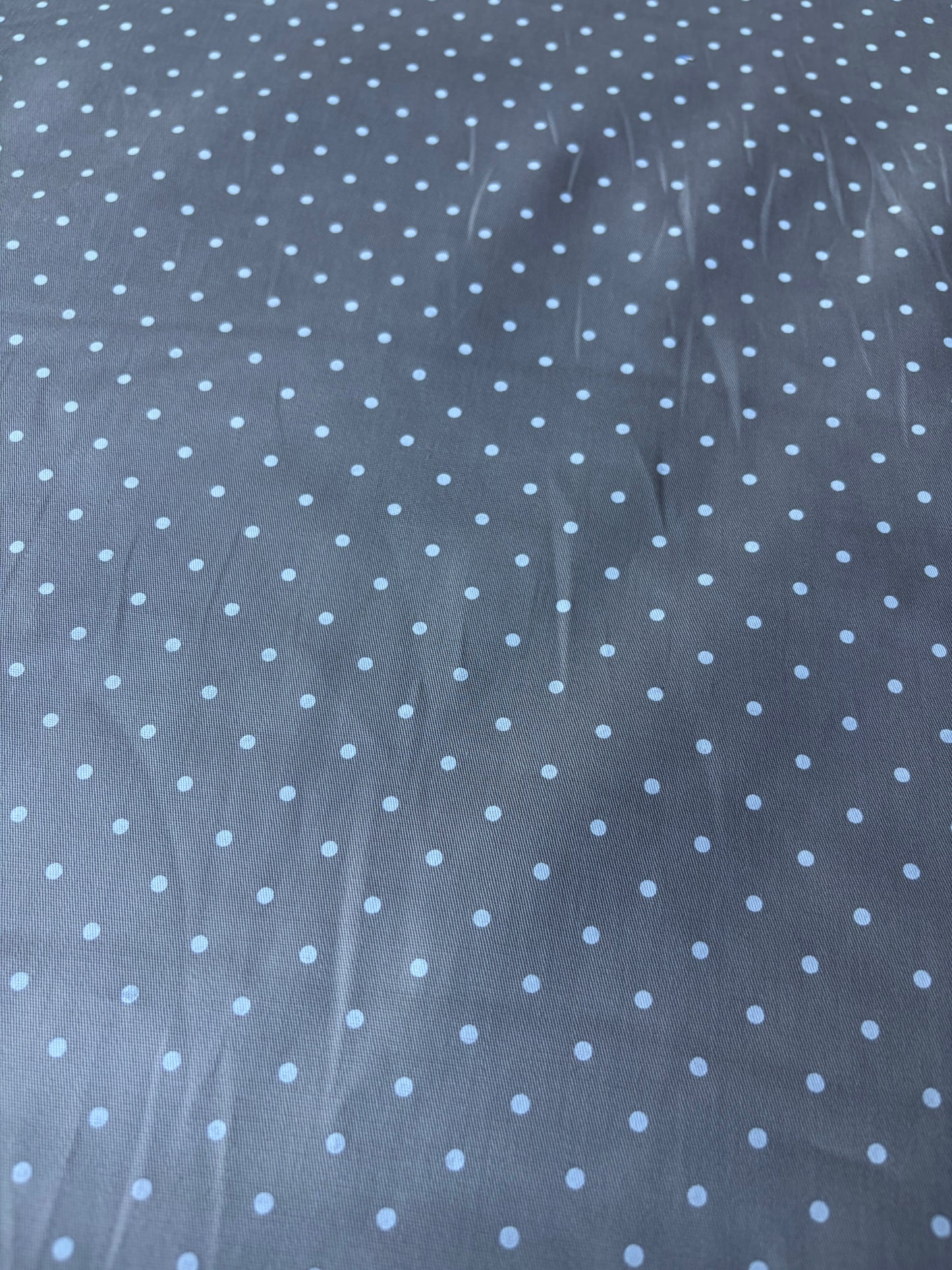JOS 033 cotton twill sand white dots