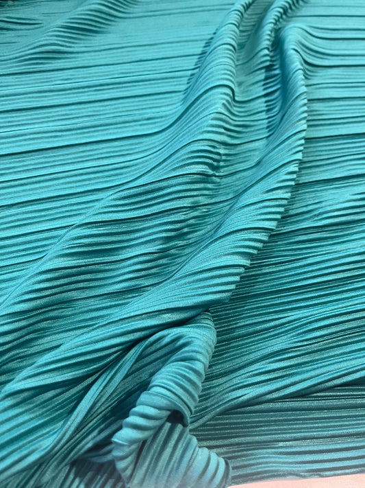 BRIAN 028 pleated satin emeraude