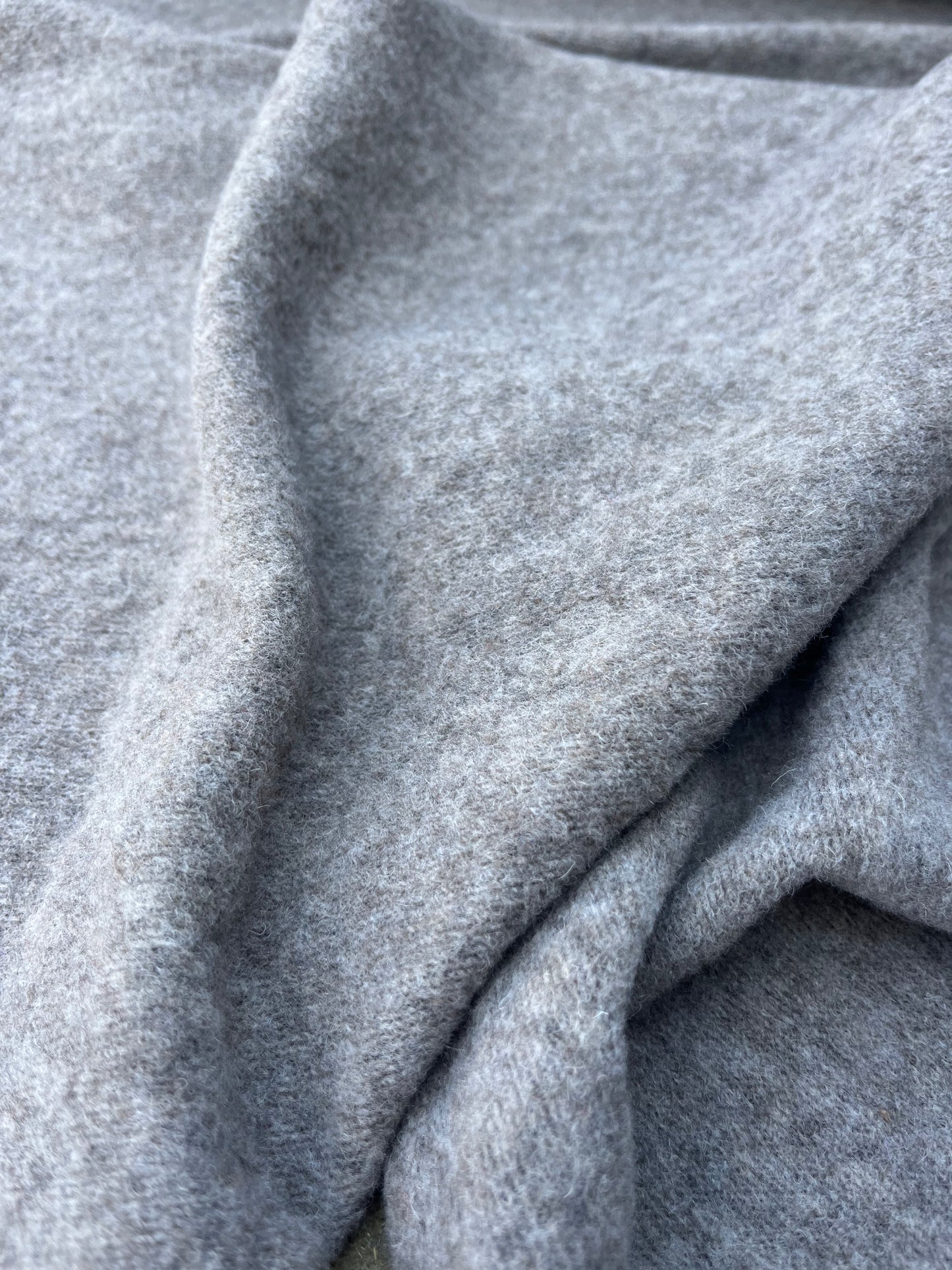 WOOLY 018 heavy wool jersey vison colour